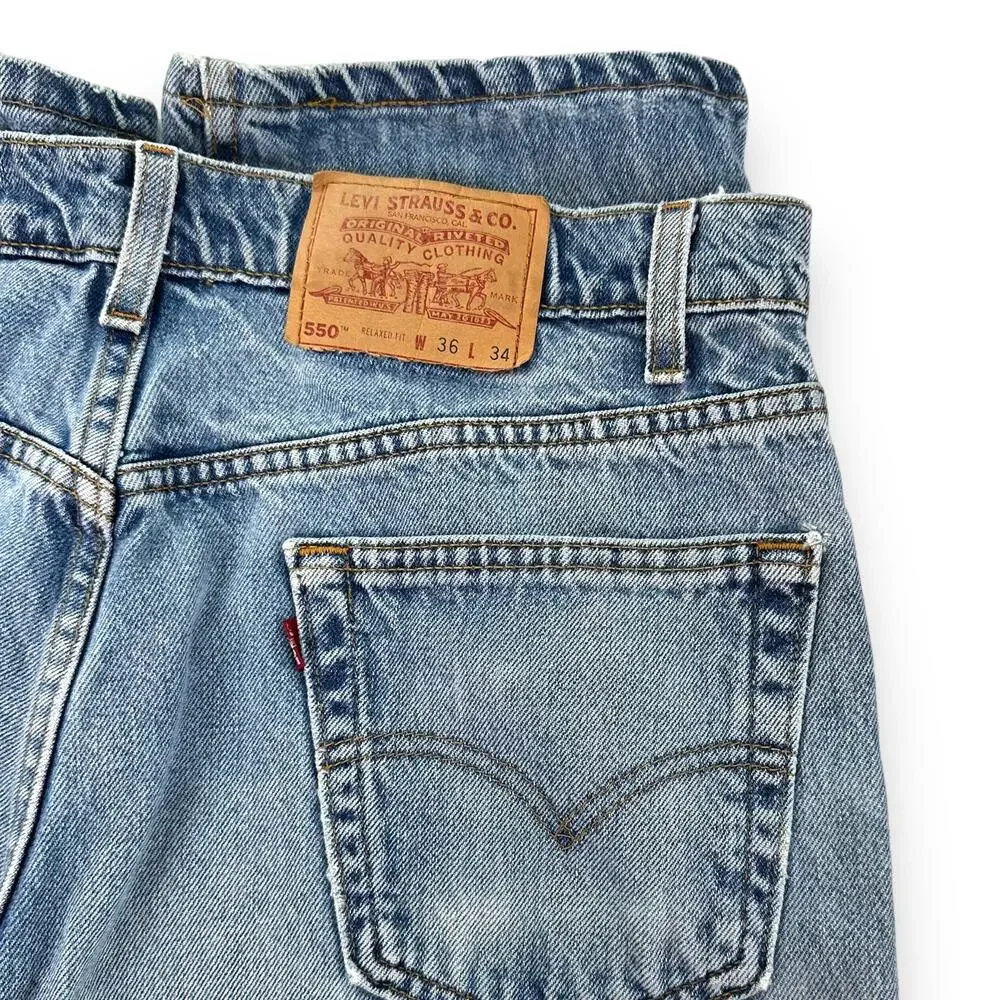 Vtg 90s Levis Jeans 550 Relaxed Fit Cotton Light Wash Blue Denim Mens W36 L34